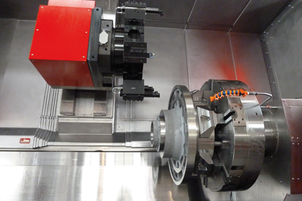 Токарный обрабатывающий центр c ЧПУ EMCO MAXXTURN 200