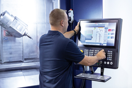 Токарный обрабатывающий центр c ЧПУ EMCO MAXXTURN 200